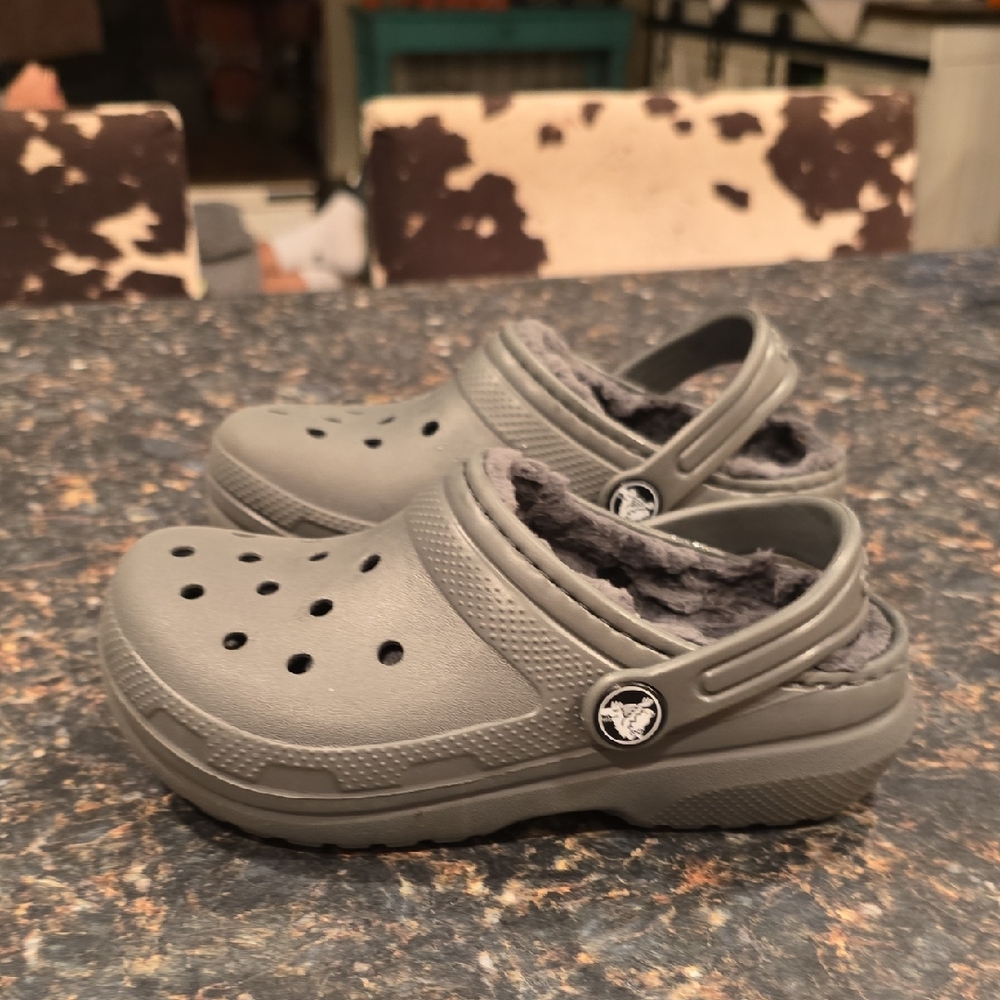 CROCS Kids Gray Fleece-Lined Slippers